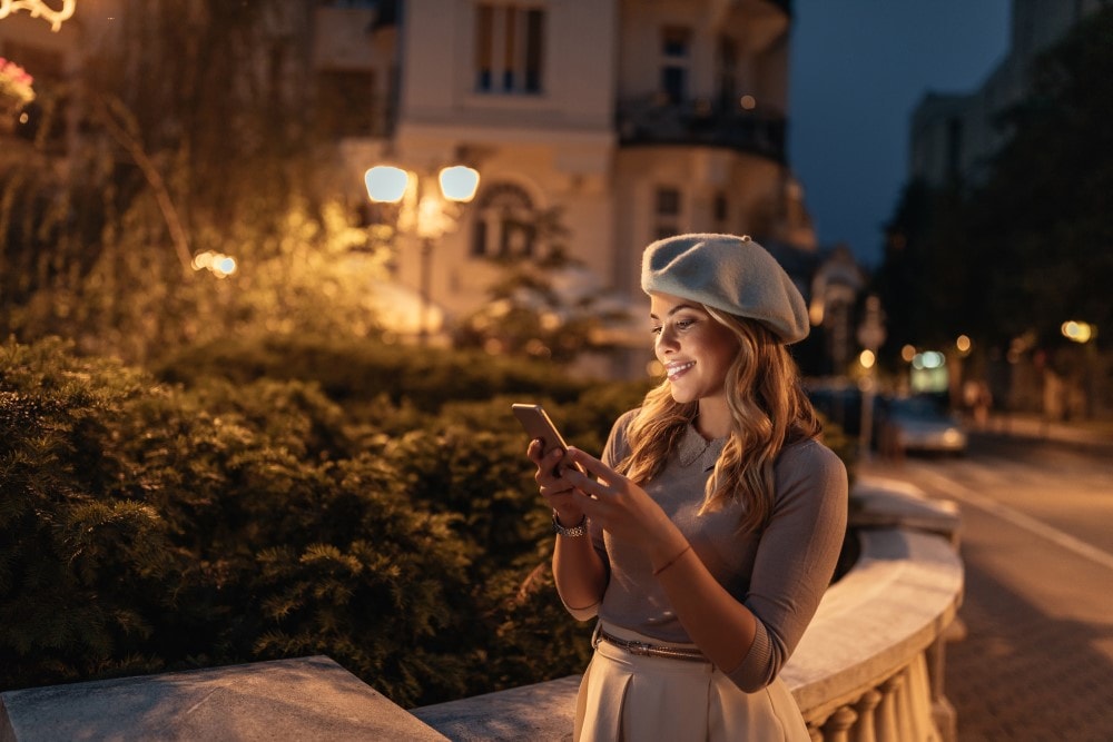 23 Psychic Signs Someone Misses You! 21 The obvious way of knowing
