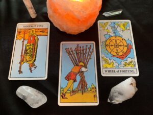 How Love Tarot Cards Can Help You