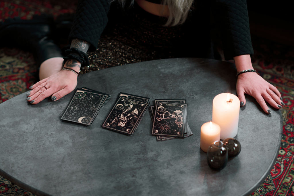 Love Tarot Card Questions 13 love tarot cards the love tarot min