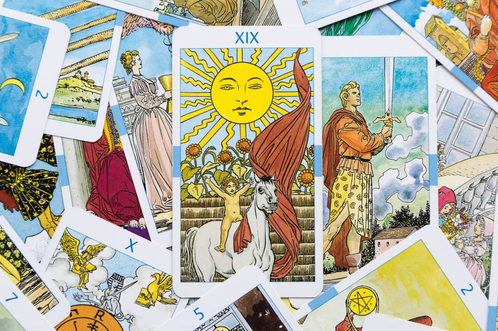 Love Tarot Cards 43 love tarot cards