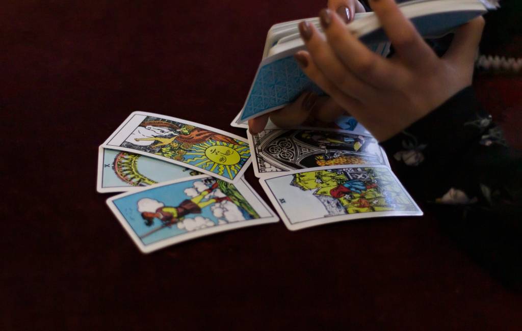 Love Tarot Card Questions 17 love tarot card reading