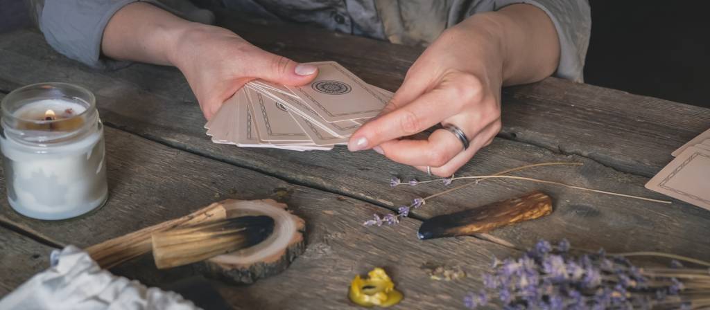 Love Tarot Reading Free 16 love tarot reading free